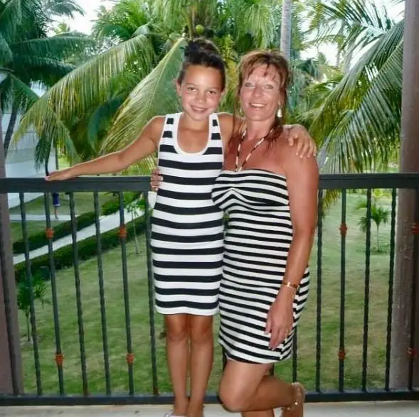 Aaliyah Mendes: Details on Her Age, Singing and Connection with Family